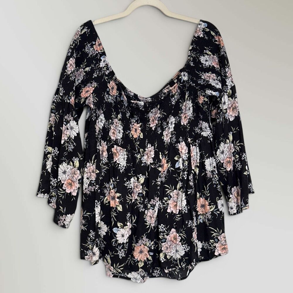 Torrid Challis Smocked Off-Shoulder Blouse Babydoll Top Black Floral Size 3X - Picture 2 of 9